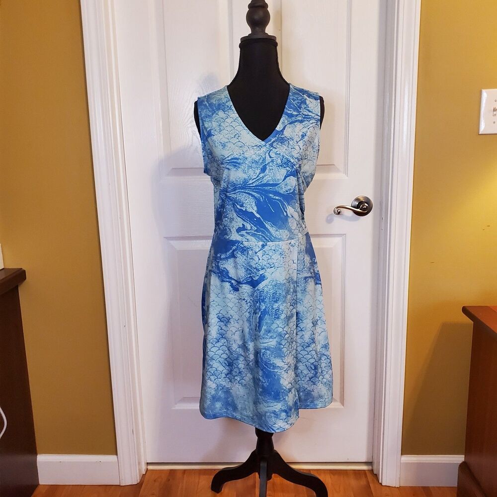 Silver Bait Blue UPF 50+ Performance Sleeveless VNeck Dress Women's SMALL
